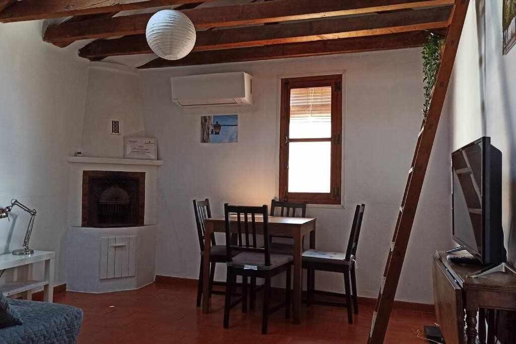 Apartamento Encantador Madrid Centro Alojamiento Por Temporada Exterior foto