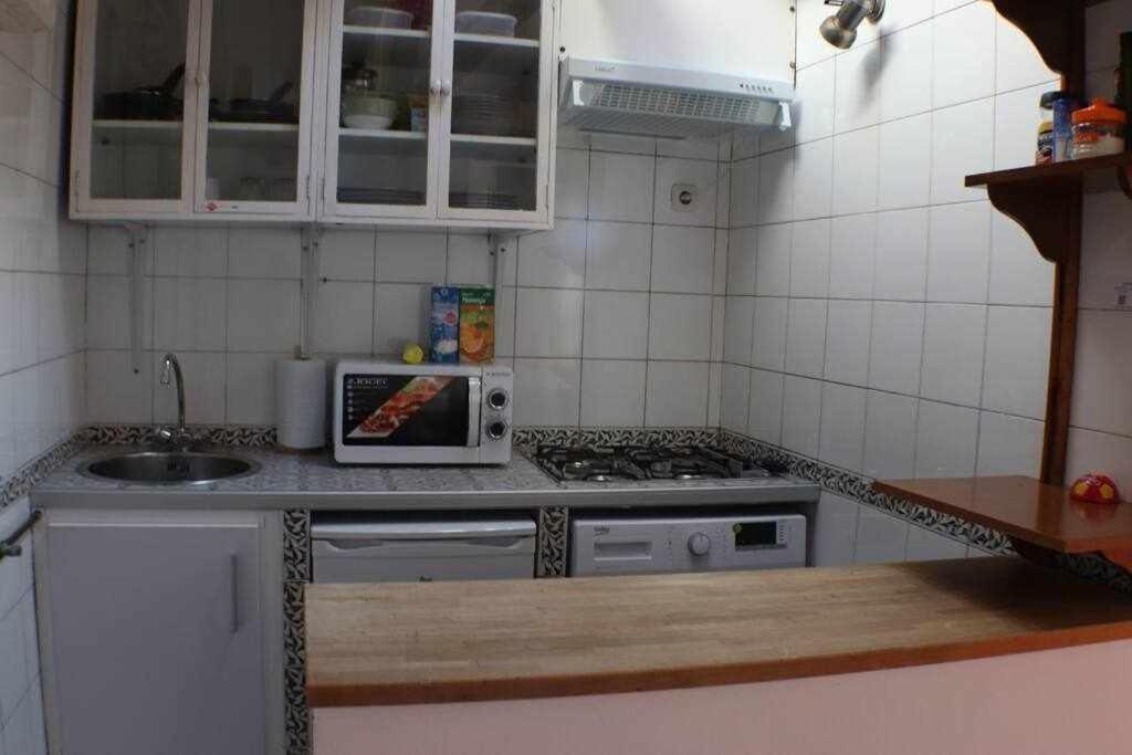 Apartamento Encantador Madrid Centro Alojamiento Por Temporada Exterior foto