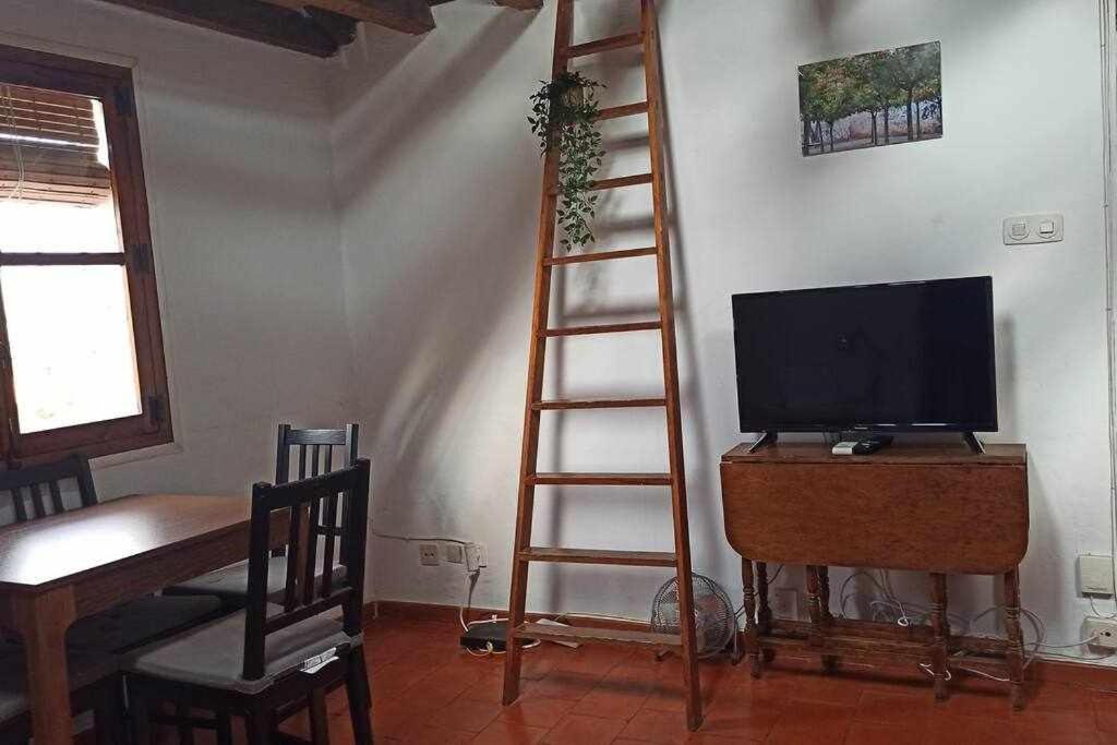Apartamento Encantador Madrid Centro Alojamiento Por Temporada Exterior foto