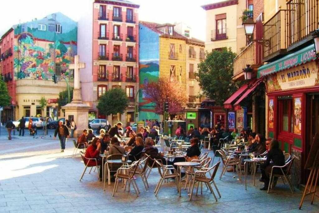 Apartamento Encantador Madrid Centro Alojamiento Por Temporada Exterior foto